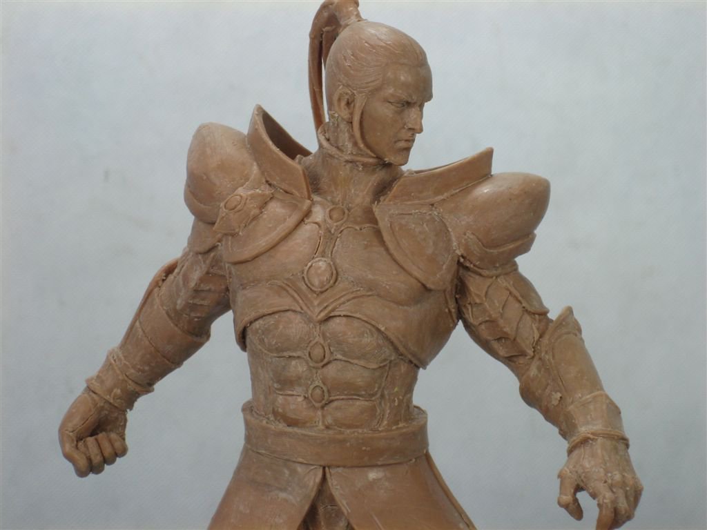 Фигура Ангела Михаила из Героев 6 (верхняя часть фигуры).